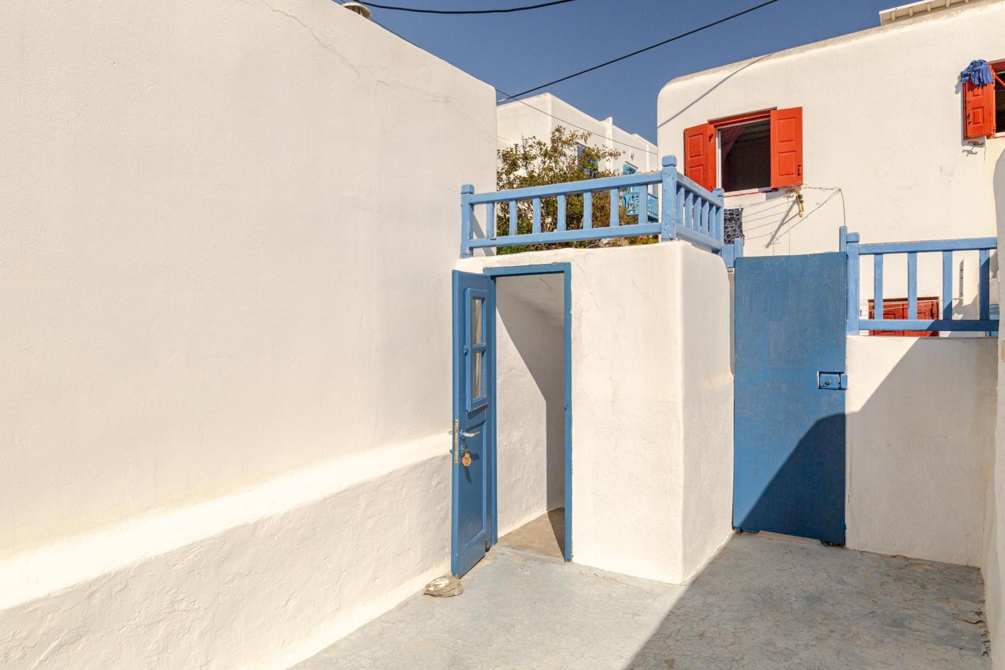 Elenitas Town House With Veranda And Sea View Mykonos Town Exteriér fotografie